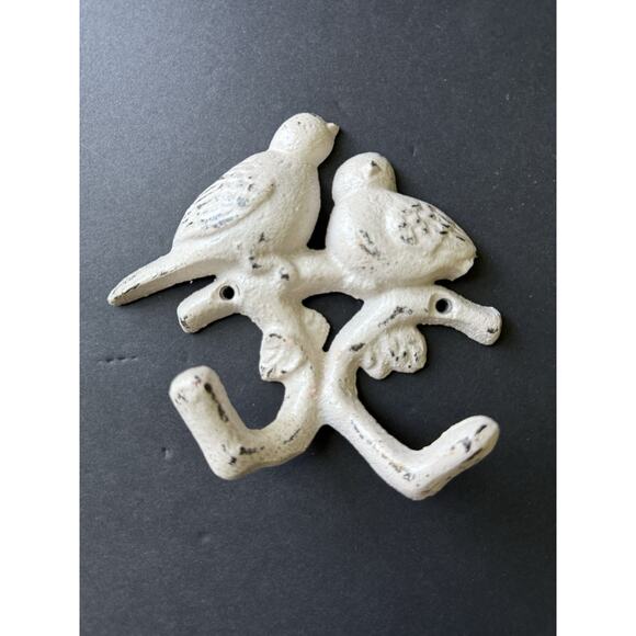 Vintage Bird Coat Hanger Hook Cast Iron Rustic Beige Cottagecore Farmhouse - Picture 1 of 5
